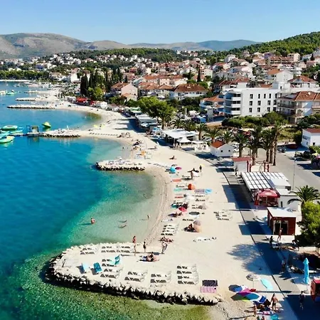 Apartamento Mi Ciovo With Private Hot Tub And Garden Trogir