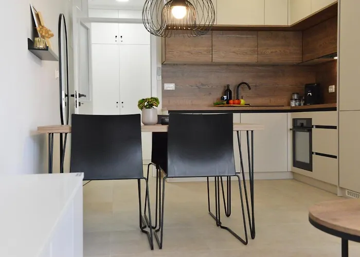 Appartement Mi Ciovo With Private Hot Tub And Garden *